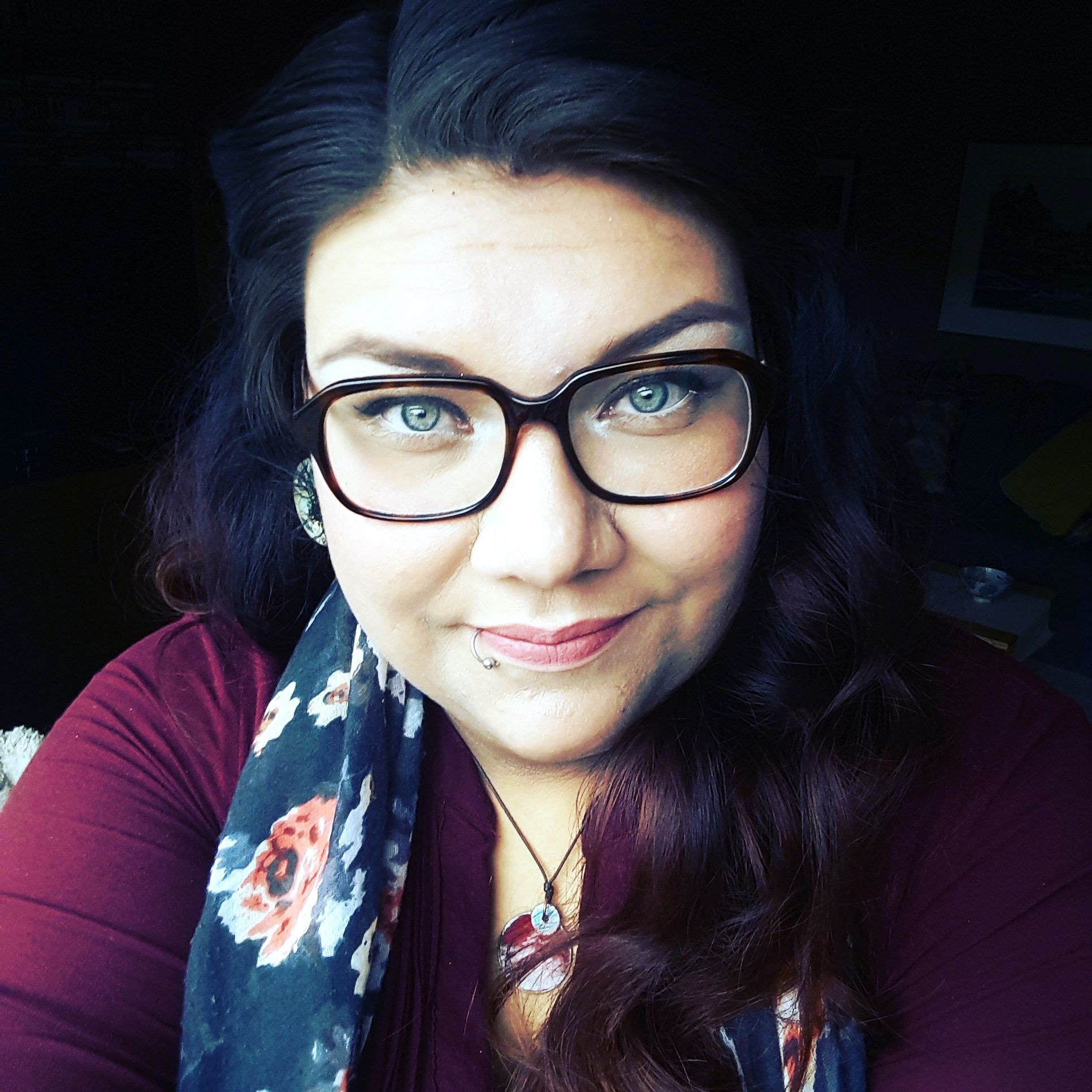 Keeta Gladue Headshot (web size)